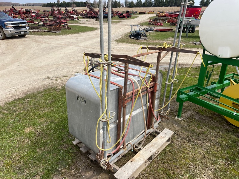 Chemical/Fertilizer Application  Hawkesville 200 Gallon 3pt Sprayer Photo